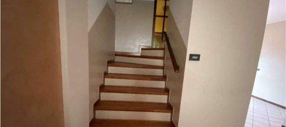 Квартира с 3 комнатами в Бернареджо, Италия № 7672 11