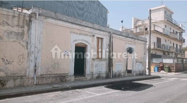 2 Schlafzimmer Haus in Floridia, Italy, Nr. 350617