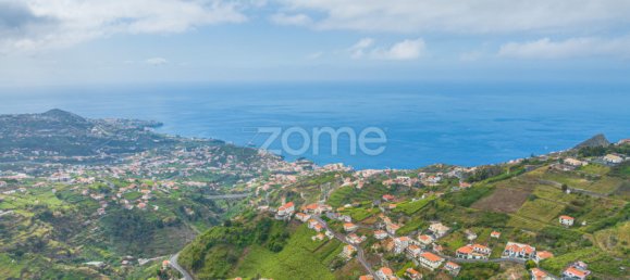 Land in Camara de Lobos, Portugal No. 75352 2