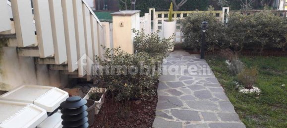 2 bedrooms House in San Massimo, Italy No. 70115 12