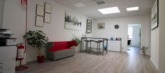 Bureau à Vicenza, Italy 190m² No. 326638 2