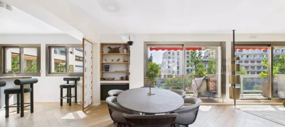 5 rooms Apartment in Paris, France No. 322616 7