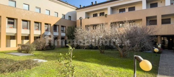 Apartamento de 3 dormitorios en Monza, Italy No. 317108 13