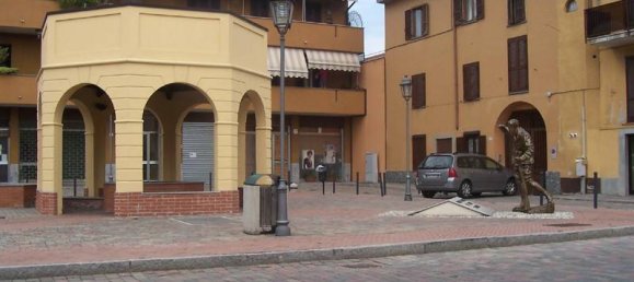 1 bedroom Land in Pozzo d'Adda, Italy No. 101907 4