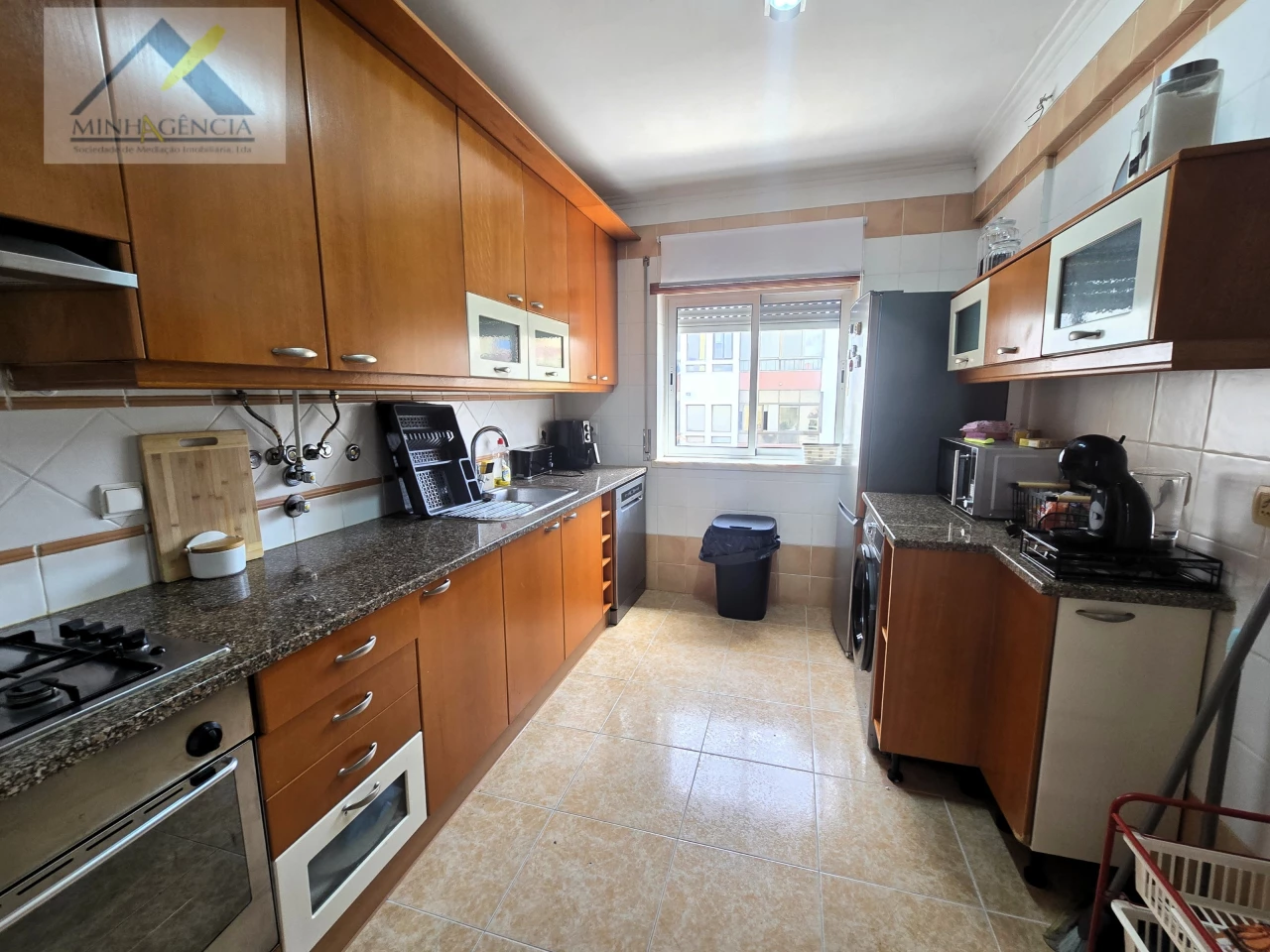 3 bedrooms Apartment in Barreiro, Portugal No. 266162