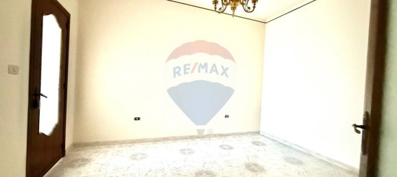 4-salle Appartement à Zafferana Etnea, Italy No. 88036 12