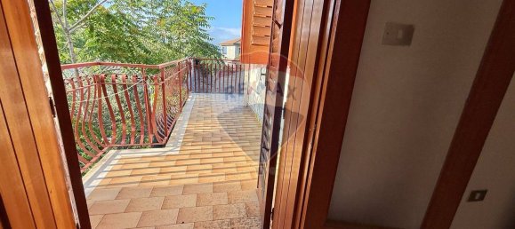 4-salle Appartement à Zafferana Etnea, Italy No. 88036 15