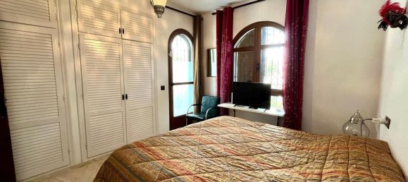 Villa de 4 dormitorios en Alicante, Spain No. 184720 46