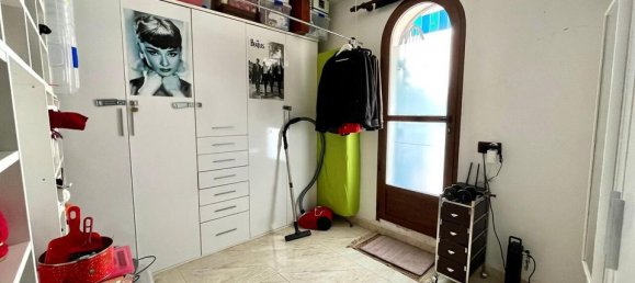 Villa de 4 dormitorios en Alicante, Spain No. 184720 7