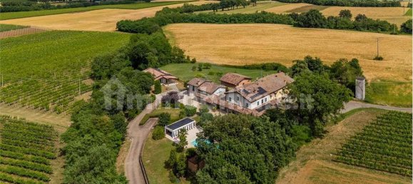 Villa de 2 dormitorios en Scandiano, Italy No. 309223 22