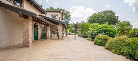 Villa de 2 dormitorios en Scandiano, Italy No. 309223 15