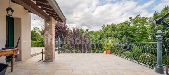 Villa de 2 dormitorios en Scandiano, Italy No. 309223 3