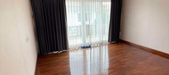 4 bedrooms House in Lat Phrao, Thailand No. 4470 13