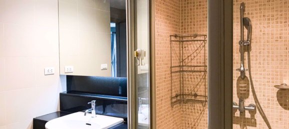 1 bedroom Condo in Phaya Thai, Thailand No. 10135 7