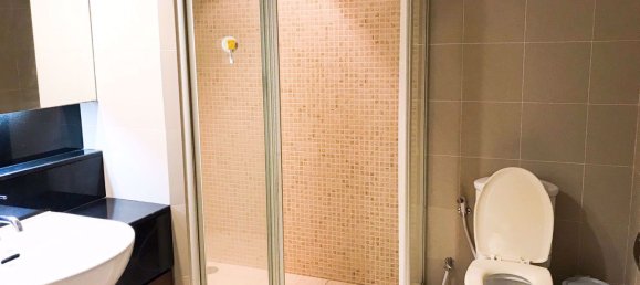 1 bedroom Condo in Phaya Thai, Thailand No. 10135 8