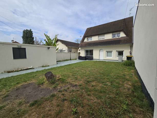 4 غرف نوم منزل في Aulnay-sous-Bois, France رقم 310783