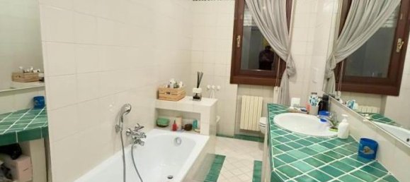 4غرفة شقة في Cadoneghe, Italy رقم 32166 31