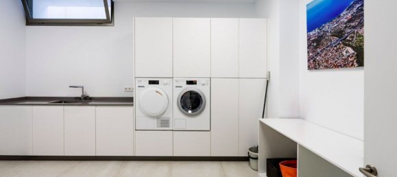 4 chambres Villa à Malaga, Spain No. 20785 28