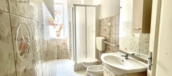 5 bedrooms Apartment in Fucecchio, Italy No. 380357 8