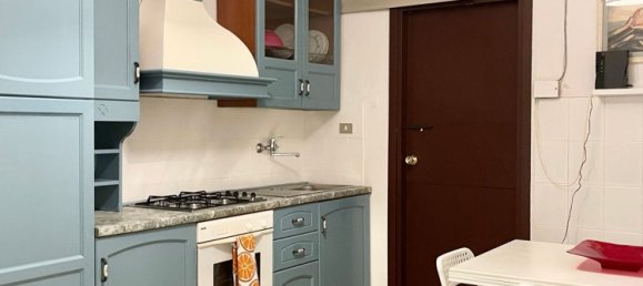 5 bedrooms Apartment in Fucecchio, Italy No. 380357 3