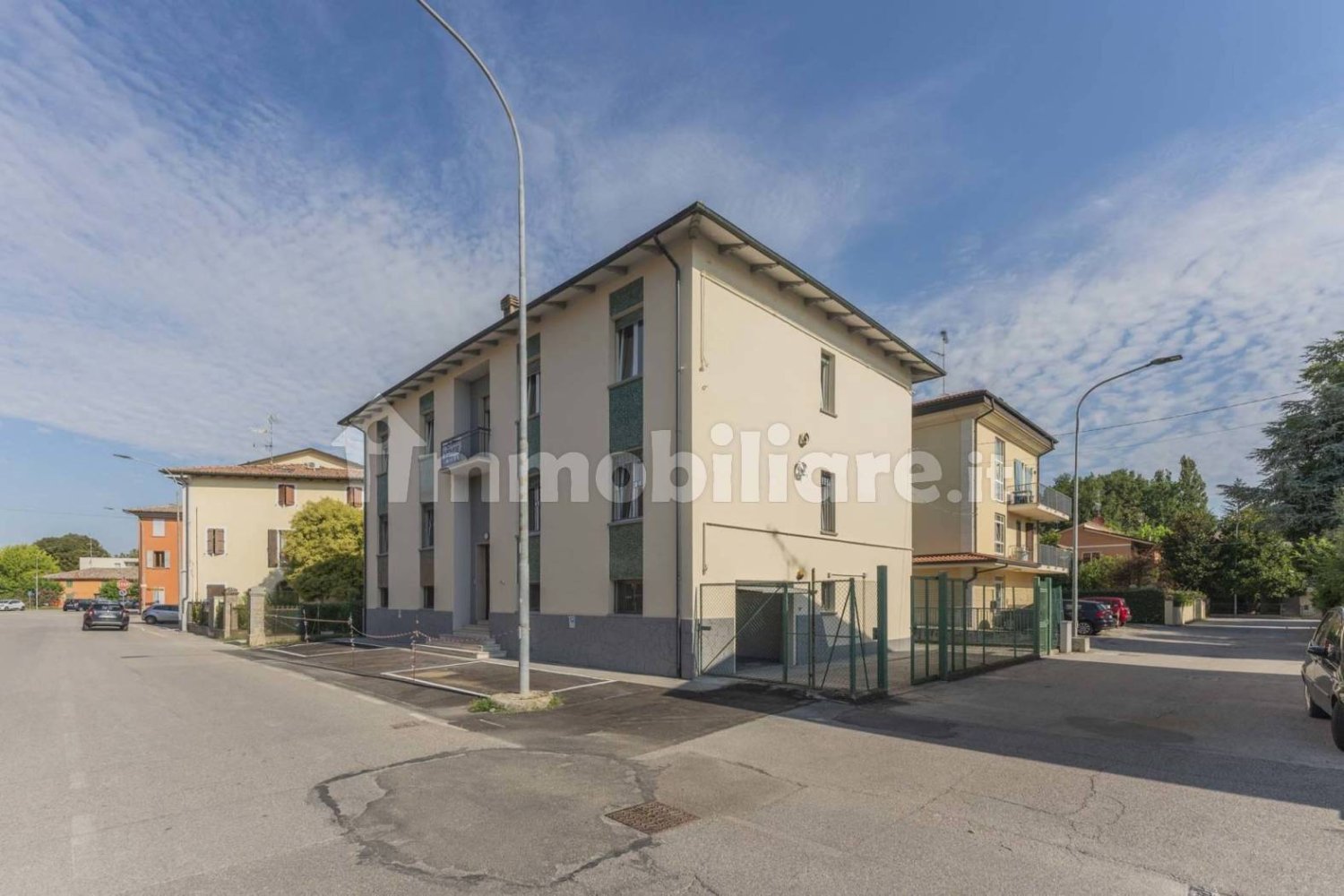 2 bedrooms Apartment in Galliera, Italy No. 295013