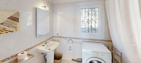 3 bedrooms Villa in Arenas, Spain No. 131056 13