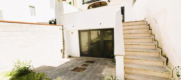 6 rooms Apartment in Empoli, Italy No. 38042 10