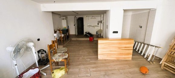 6 rooms Apartment in Empoli, Italy No. 38042 23