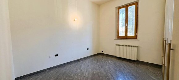 6 rooms Apartment in Empoli, Italy No. 38042 15