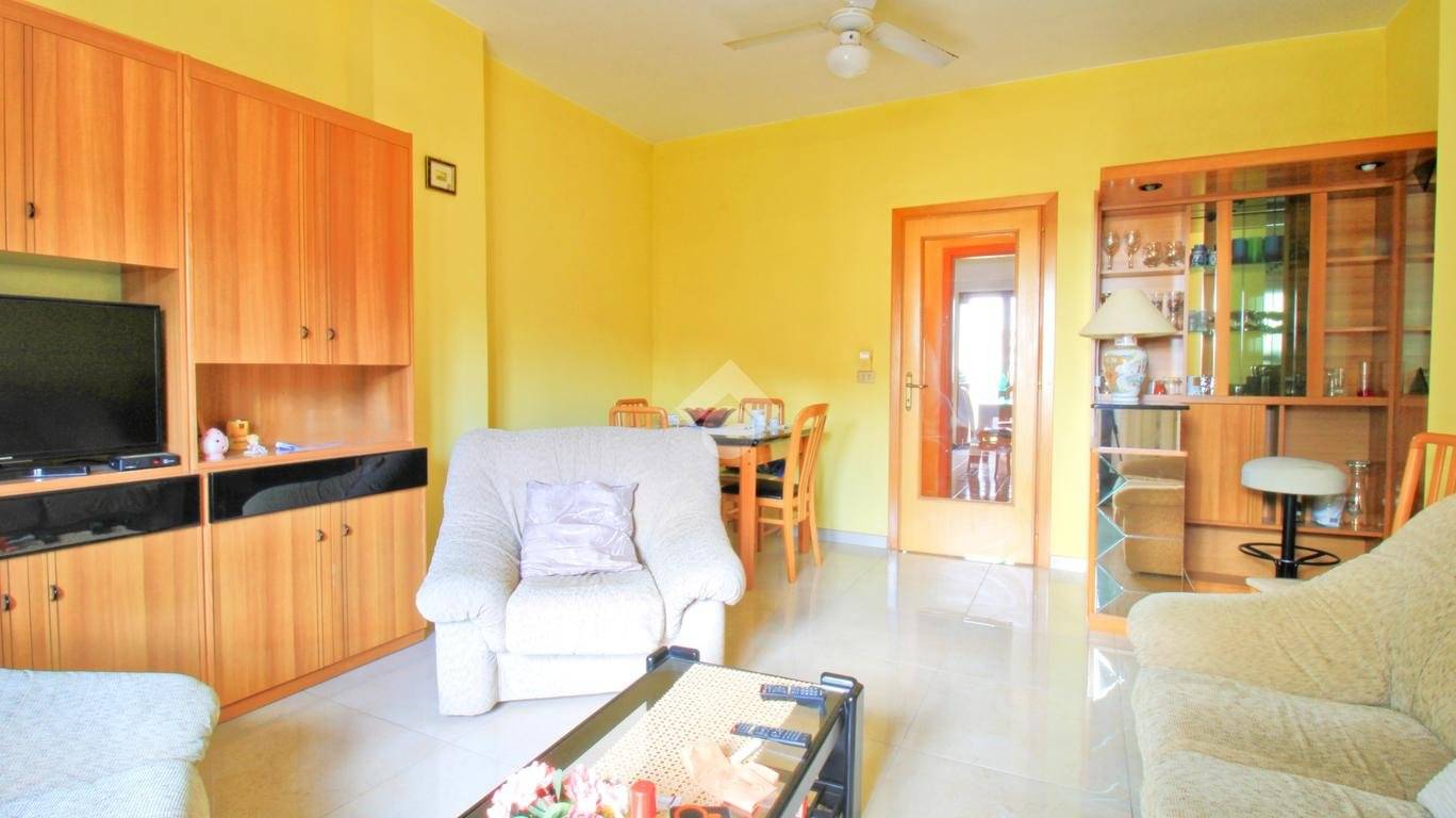 Apartamento de 2 dormitorios en San Salvo, Italy No. 330468