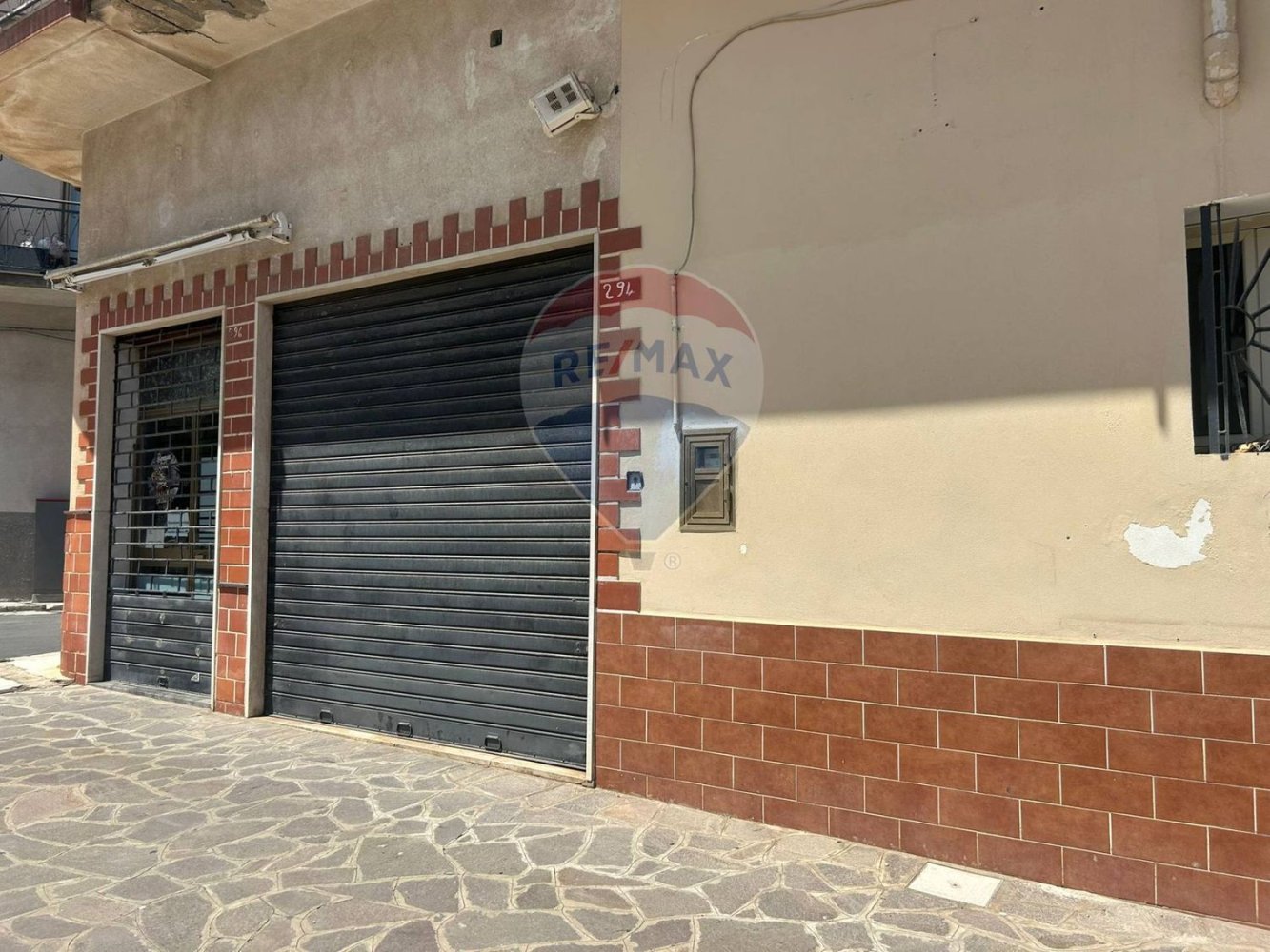 Gewerbliche Immobilie in Partinico, Italy 60m², Nr. 262343