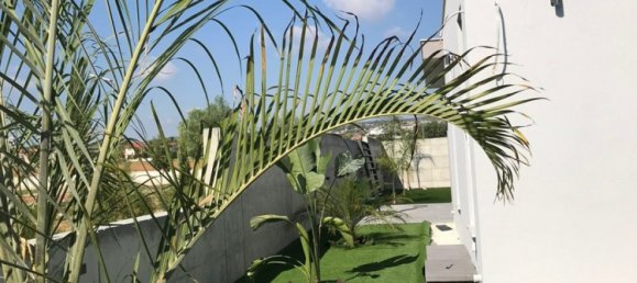 4 bedrooms Villa in Kato Polemidia, Cyprus No. 638 6