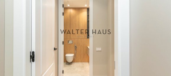 3 bedrooms Apartment in Eixample, Spain No. 79381 10