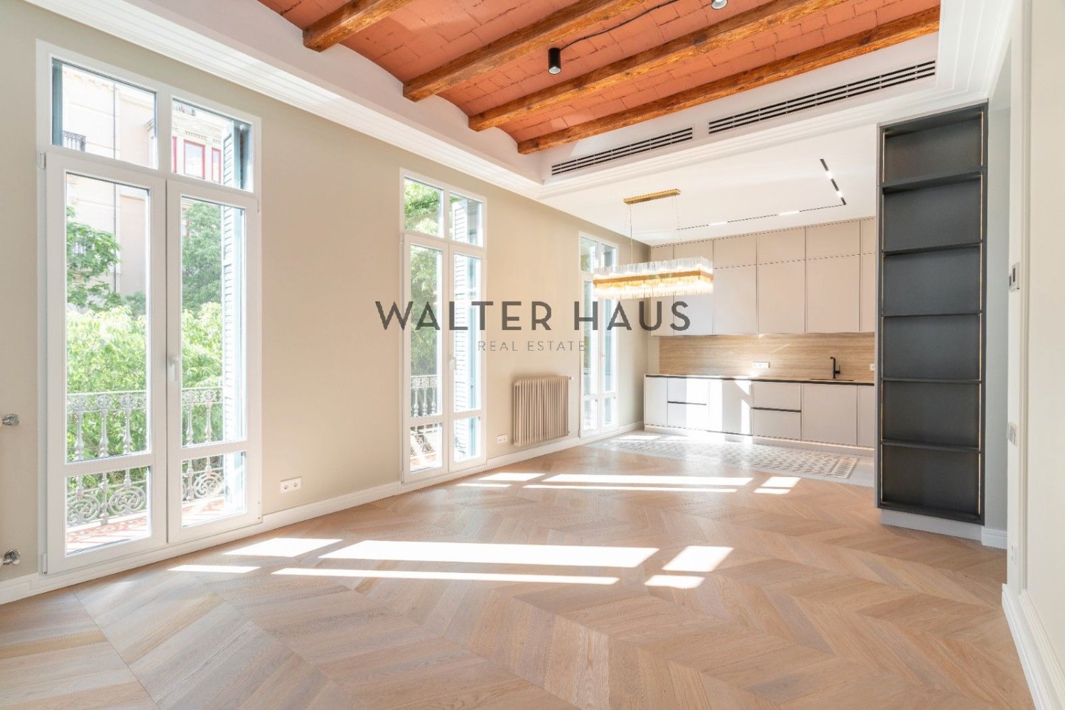 3 bedrooms Apartment in Eixample, Spain No. 79381