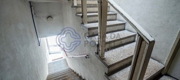 360m² Building in Porto, Portugal No. 41112 6