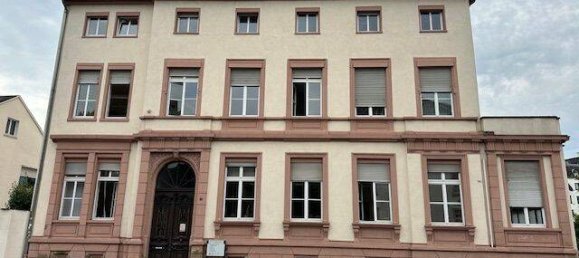 Building in Trier, Germany No. 371057 2