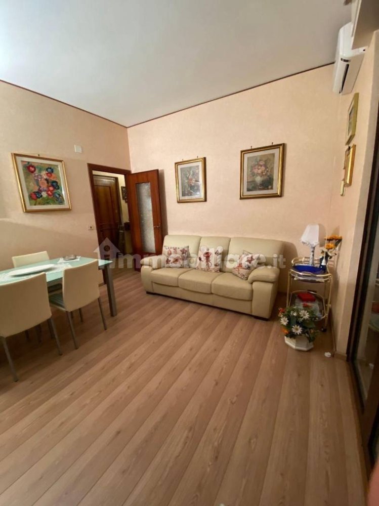 2 bedrooms Apartment in Varazze, Italy No. 252108