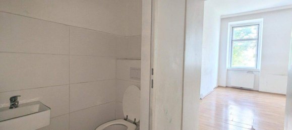 3-salle Appartement à Simmering, Austria No. 155613 8