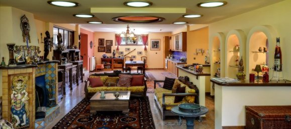 1168m² Villa in Thessaloniki, Greece No. 6536 16