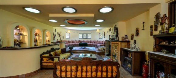 1168m² Villa in Thessaloniki, Greece No. 6536 20