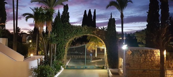 2 Schlafzimmer Penthouse in Marbella, Spain, Nr. 41383 32