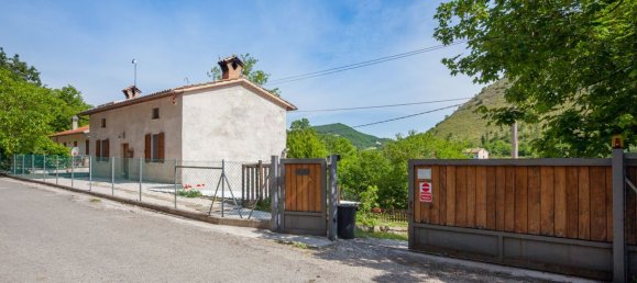 3 rooms House in Cagli, Italy No. 131459 33