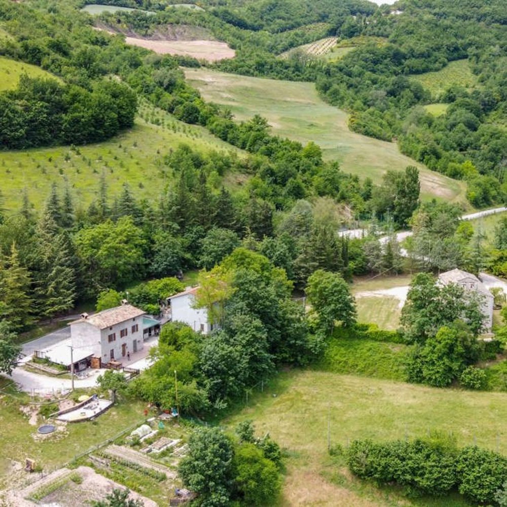 3 rooms House in Cagli, Italy No. 131459