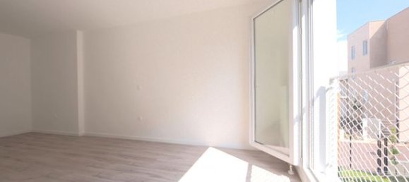 2 chambres Appartement à Romainville, France No. 359277 5