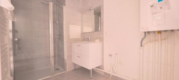 2 chambres Appartement à Romainville, France No. 359277 12