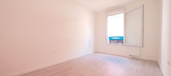 2 chambres Appartement à Romainville, France No. 359277 11