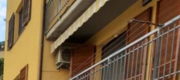 4 rooms Apartment in La Spezia, Italy No. 293961 2