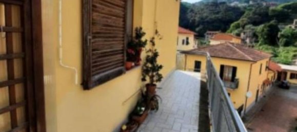 4 rooms Apartment in La Spezia, Italy No. 293961 4