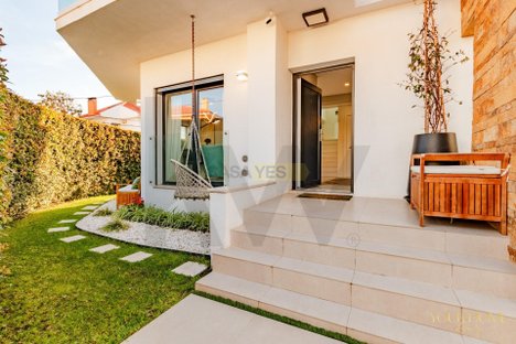 Casa de 4 dormitorios en Cascais, Portugal No. 103670