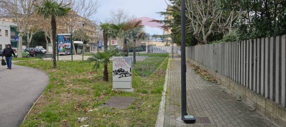 2 bedrooms Apartment in Pescara, Italy No. 56772 21